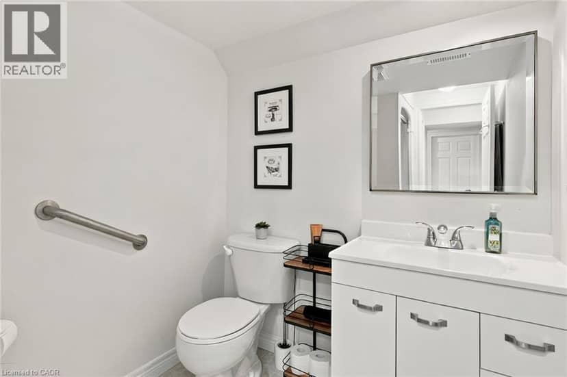 27 COSTAIN Court — photo 38 of 40