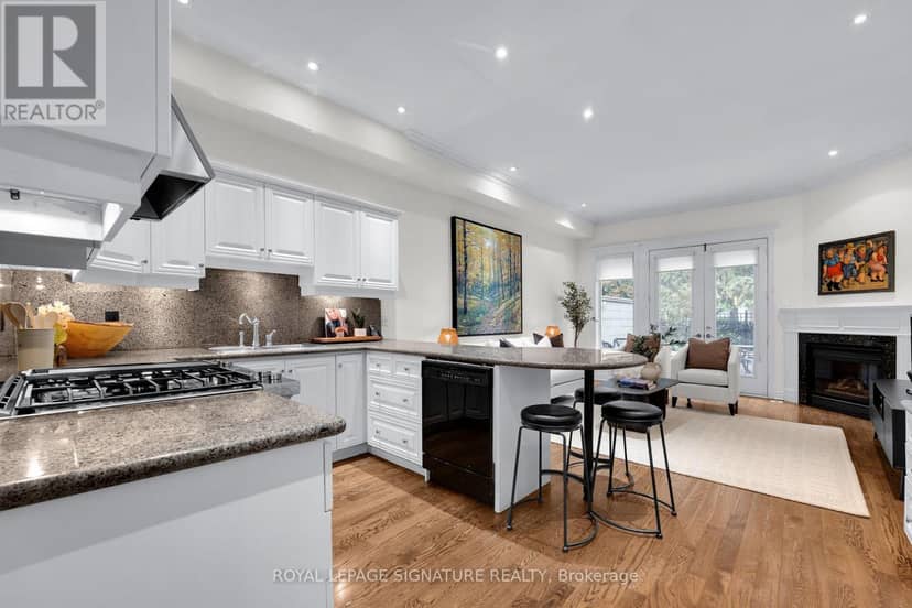 104 Pleasant Boulevard, Toronto, photo 7