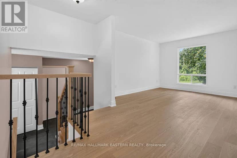 257 White Street — photo 14 of 38