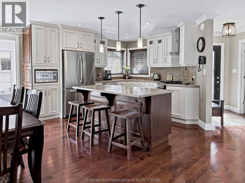 4 McKee ROAD — photo 7 of 39