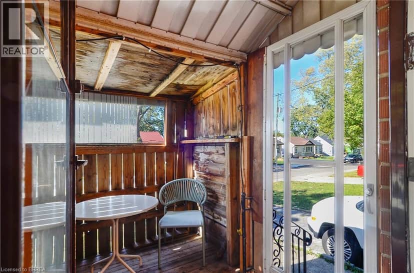 66 WALTER Avenue N, Hamilton, photo 7
