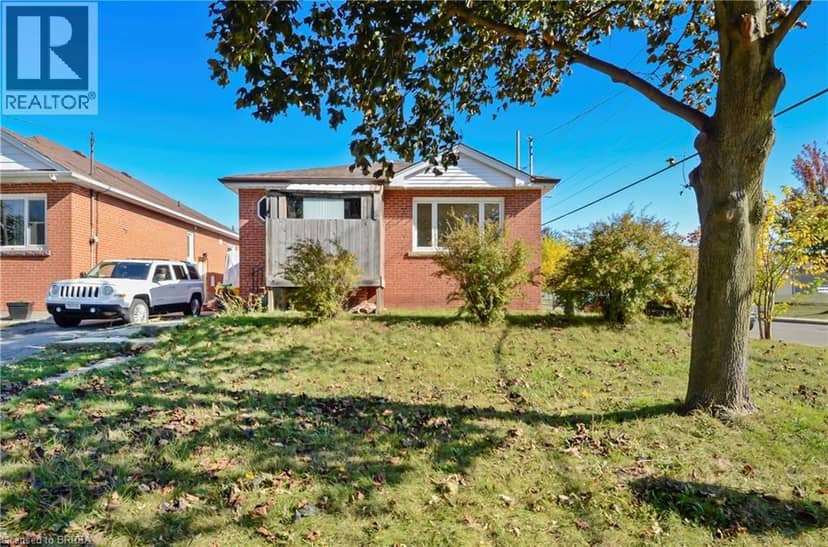 66 WALTER Avenue N, Hamilton
