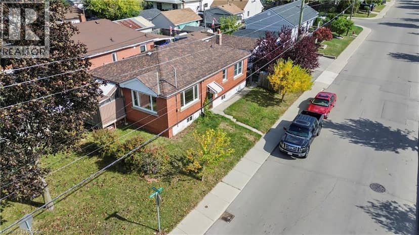66 WALTER Avenue N, Hamilton, photo 3