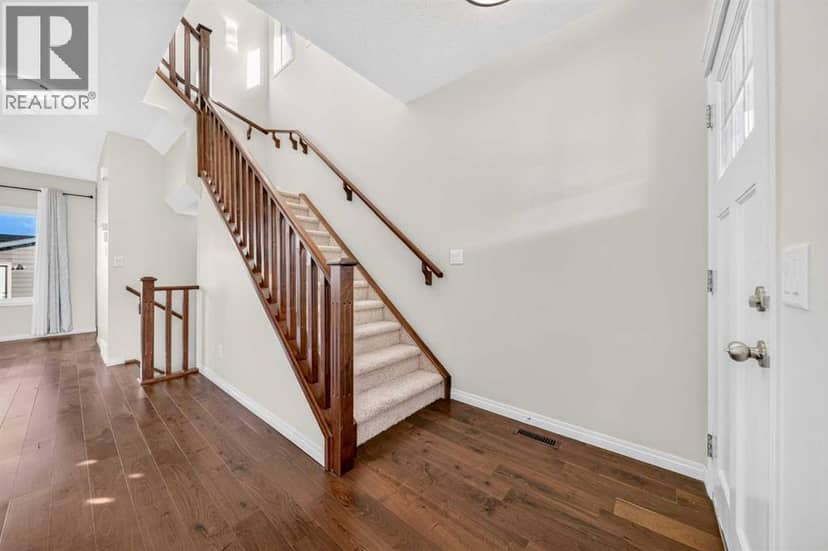 427 Mahogany Boulevard SE — photo 11 of 40