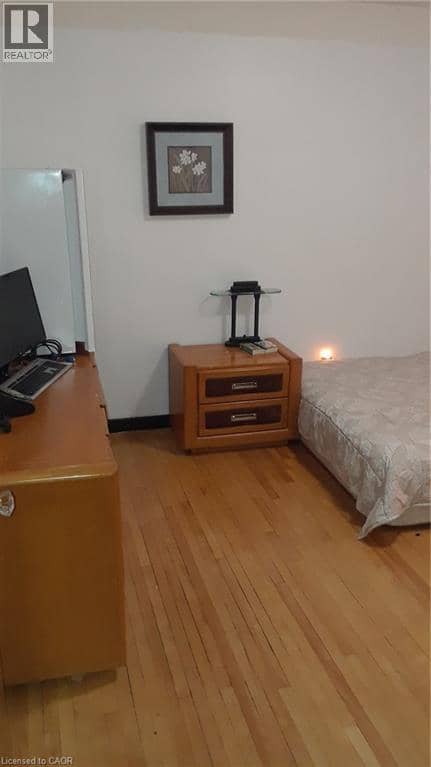 160 ERB Street E — photo 9 of 20