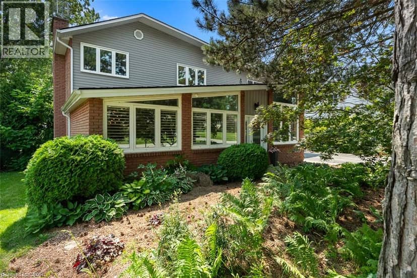 9 STELLA Street — photo 1 of 40