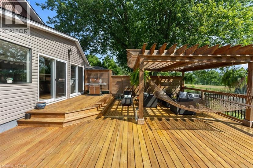 9 STELLA Street — photo 38 of 40