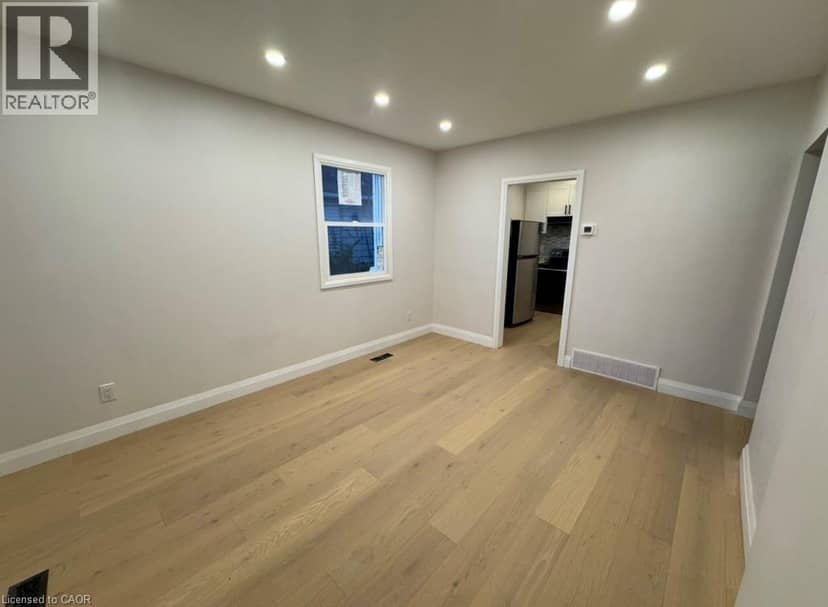 74 ST CLAIR Avenue — photo 6 of 22