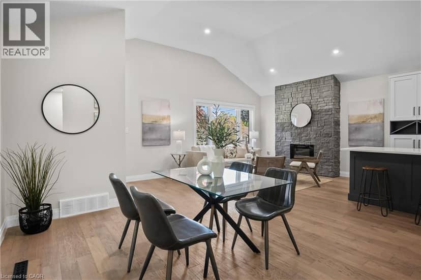 1041 SHEPHERD'S Drive — photo 13 of 35