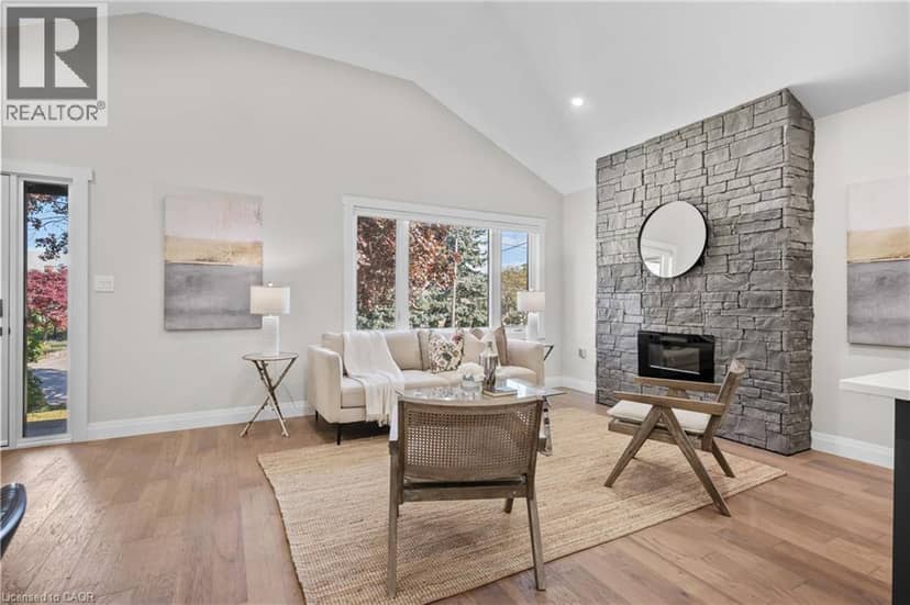 1041 SHEPHERD'S Drive, Burlington, photo 7