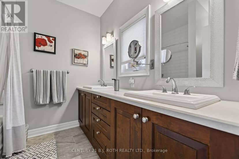 3814 Wood Avenue — photo 13 of 32