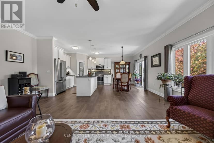 3814 Wood Avenue — photo 9 of 32