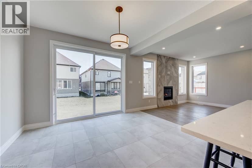 1761 FINLEY Crescent — photo 9 of 39