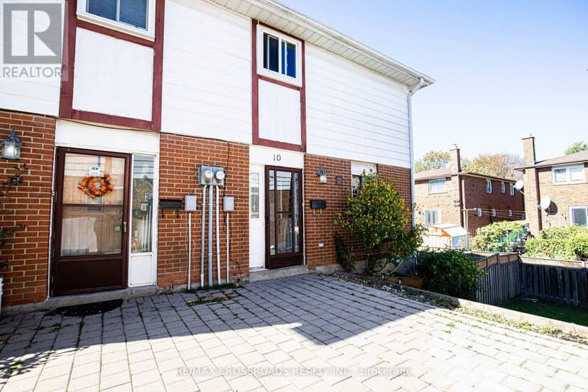 23 - 10 Bur Oak Way, Toronto