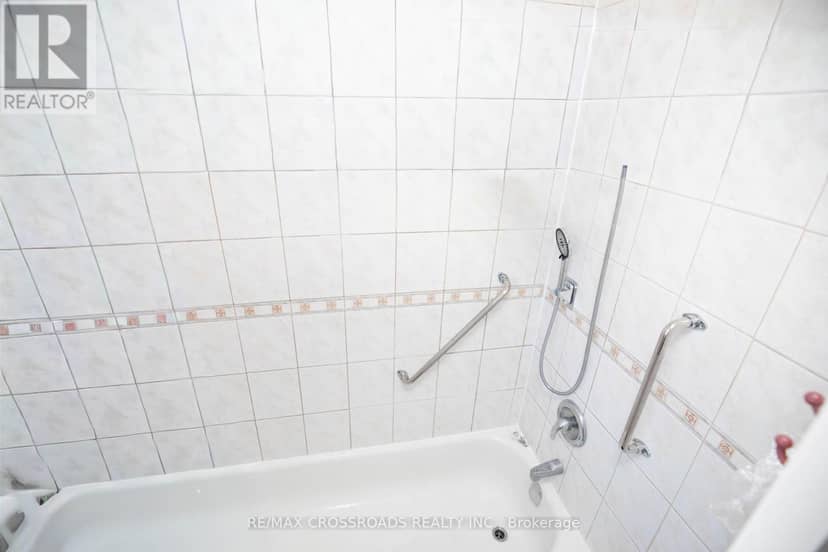 23 - 10 Bur Oak Way — photo 23 of 26