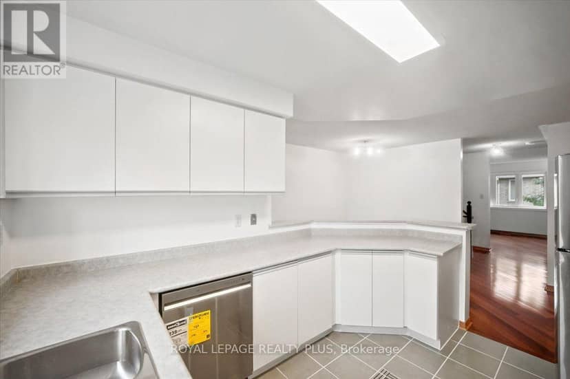 15 - 45 Bristol Road E, Mississauga, photo 8