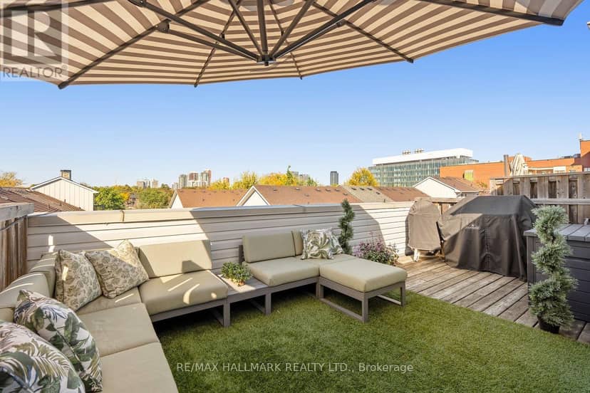 4 - 39 Dekoven Mews — photo 27 of 32