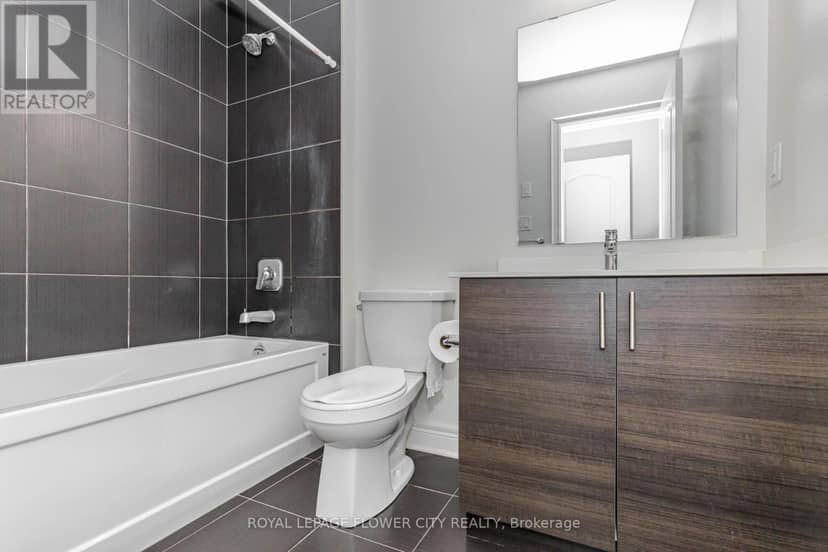 462 Sheaffe Place — photo 15 of 20
