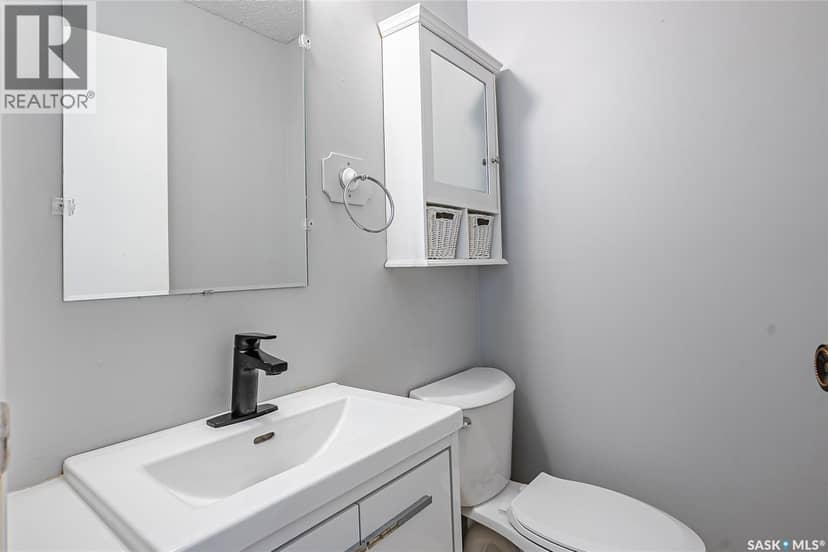 226 O'Regan CRESCENT — photo 15 of 40