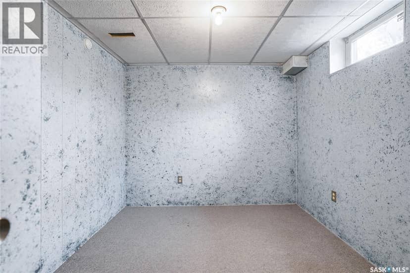 226 O'Regan CRESCENT — photo 32 of 40