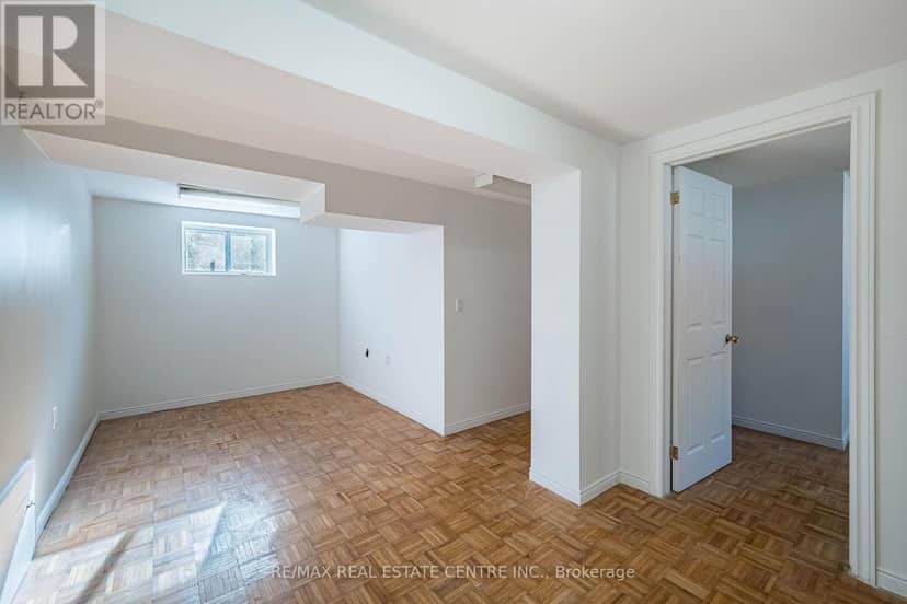 3066 Cook Street — photo 20 of 40