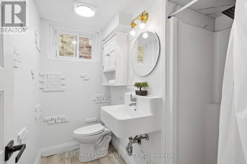 84 Elgar Avenue — photo 32 of 37