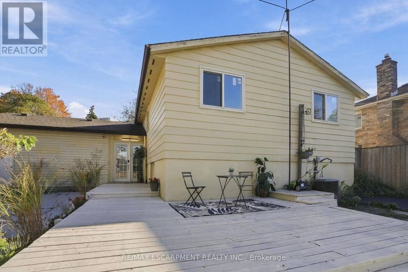 84 Elgar Avenue — photo 35 of 37