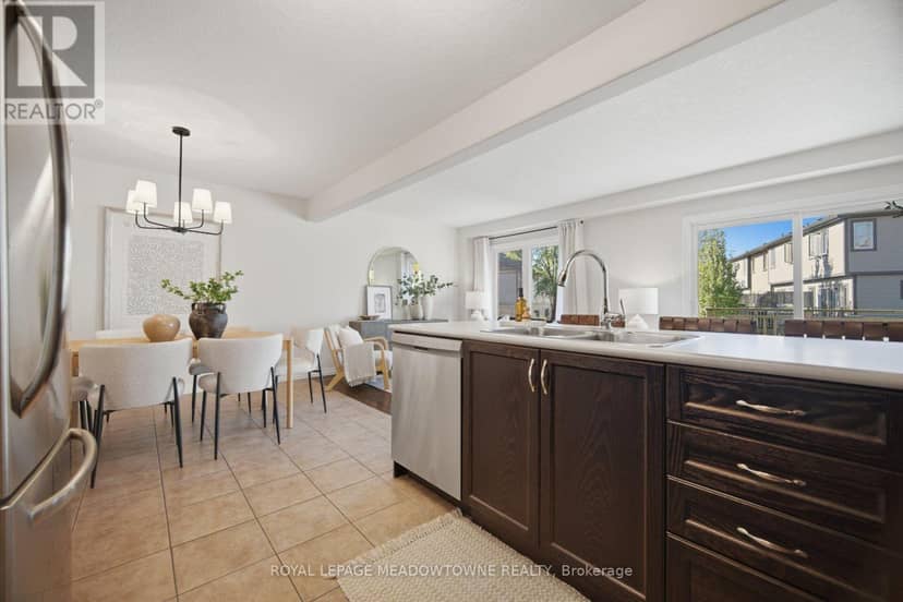 507 Windflower Crescent — photo 13 of 40
