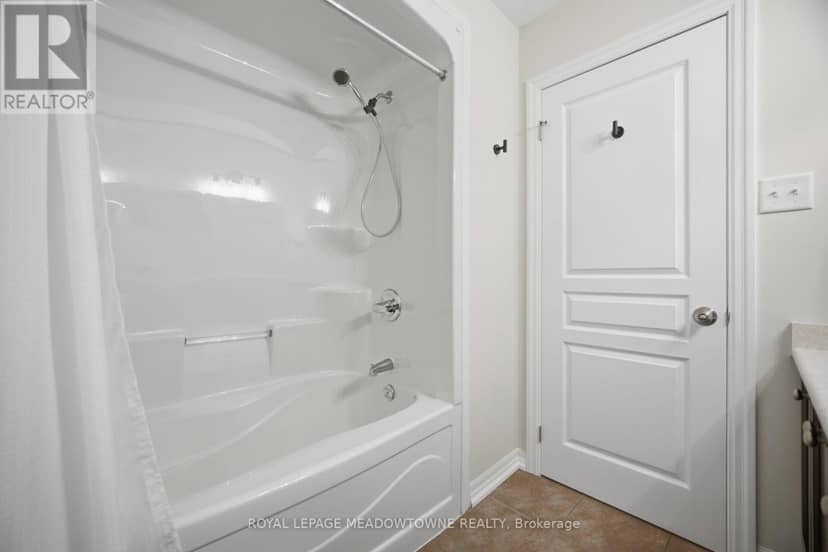 507 Windflower Crescent — photo 38 of 40