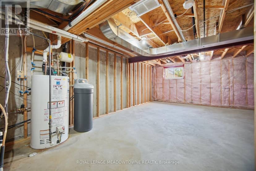 507 Windflower Crescent — photo 40 of 40