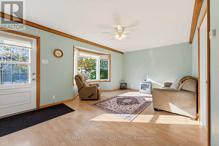 9 Spencer Avenue — photo 12 of 32