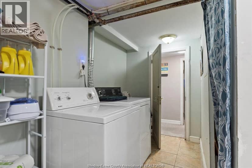 975 Parent — photo 34 of 40