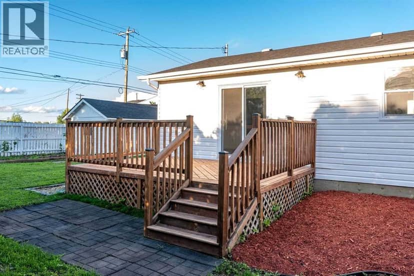 4504 49 Street — photo 35 of 40