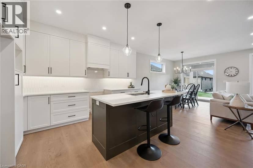 79 SOUTH PARKWOOD Boulevard — photo 11 of 35