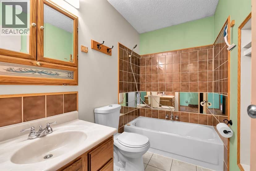 4127 Maryvale Road NE — photo 23 of 40
