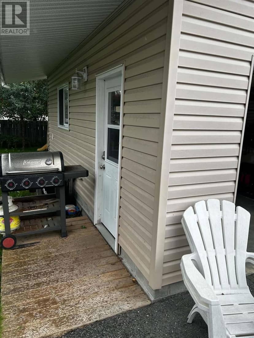 23 Hillcrest AVE, Wawa, photo 3