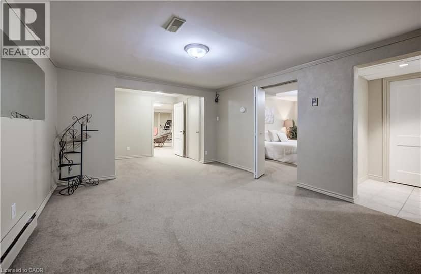 210 PRINCESS Street — photo 35 of 40