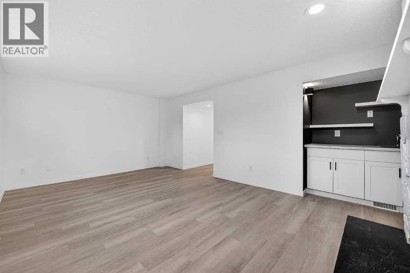 1091 Berkley Drive NW — photo 24 of 30