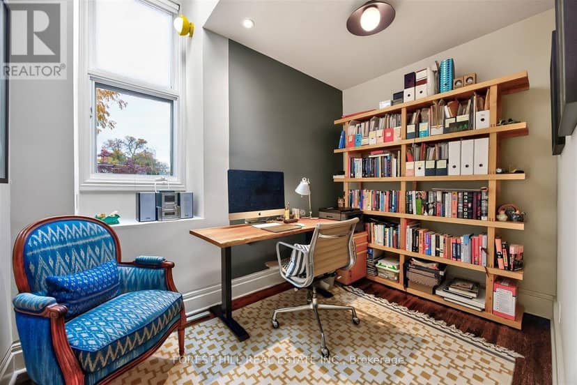 44 Russell Street — photo 24 of 38