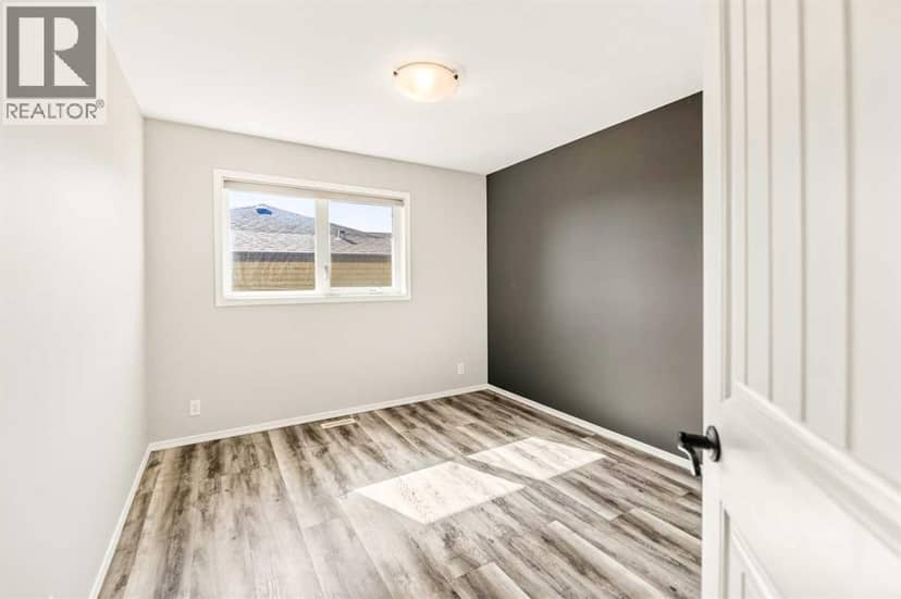 151 Kirton Close — photo 29 of 40