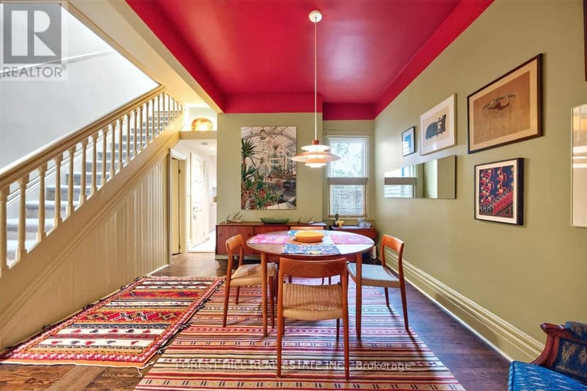 44 Russell Street, Toronto, photo 8