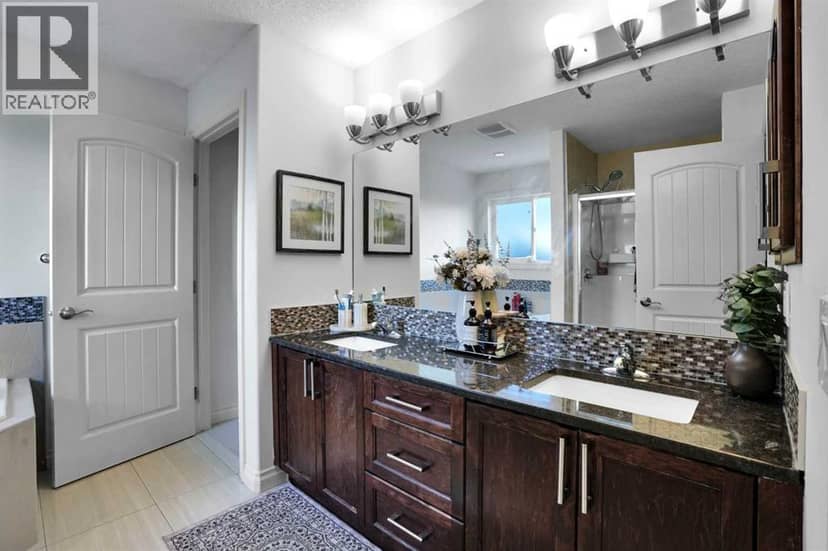 293 Saddlelake Drive NE — photo 34 of 40