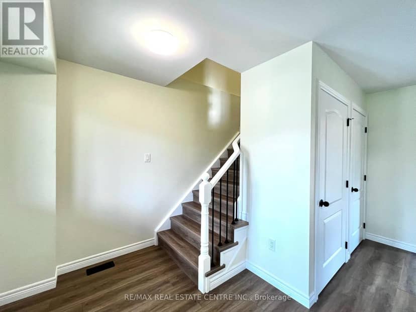 716 Russel Court — photo 18 of 40