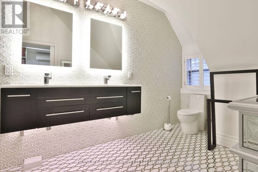 128 Collier Street — photo 35 of 40