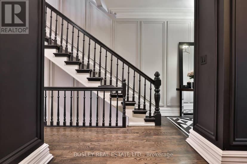 128 Collier Street — photo 8 of 40