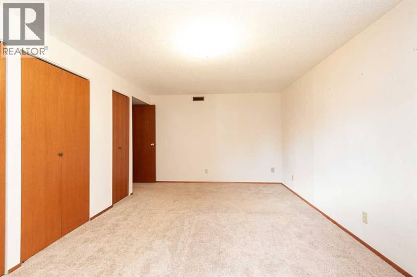 1514 Cedar Place S — photo 24 of 35