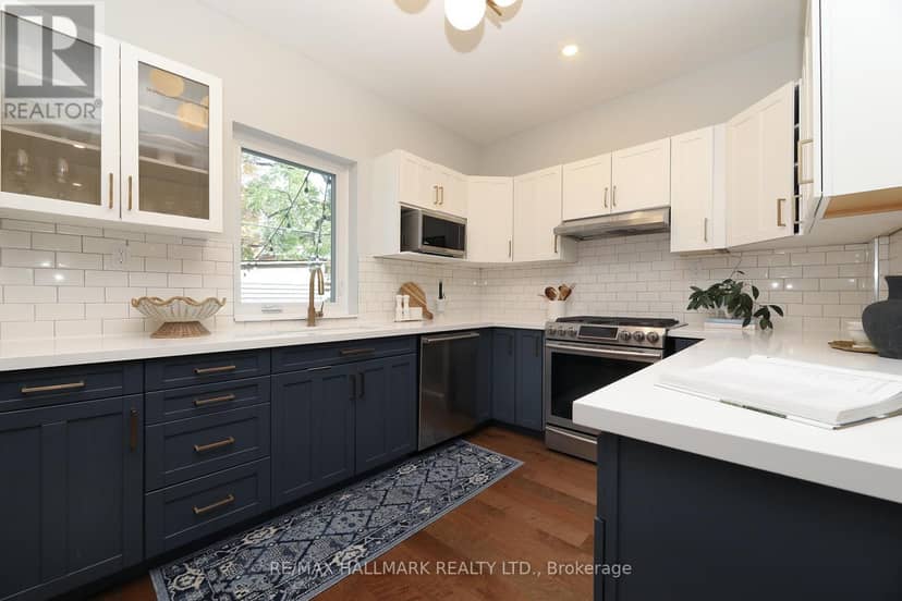 701 Greenwood Avenue — photo 11 of 38