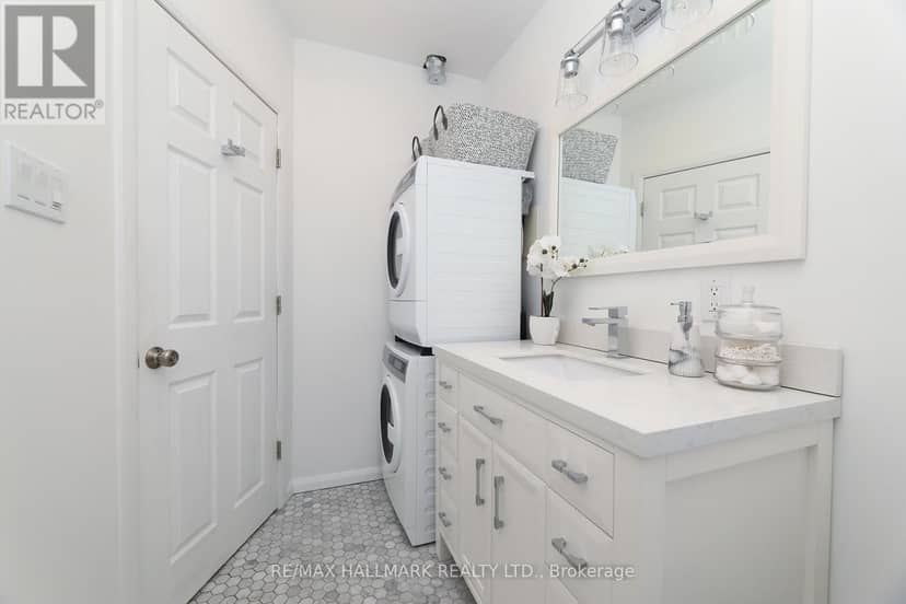 701 Greenwood Avenue — photo 25 of 38