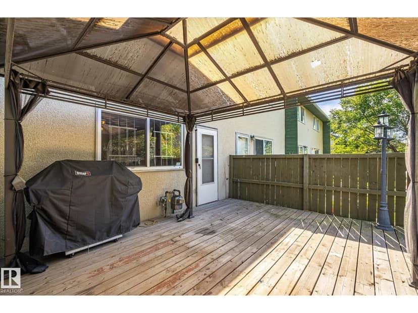 790 Abbottsfield Rd NW — photo 27 of 40