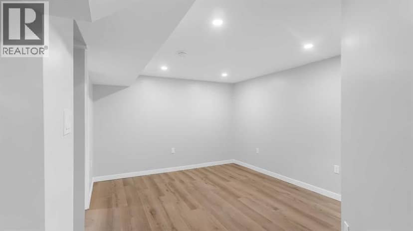 234 14 Street N — photo 16 of 22
